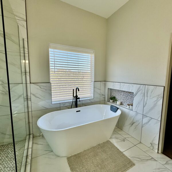 bathroom remodeling contractor