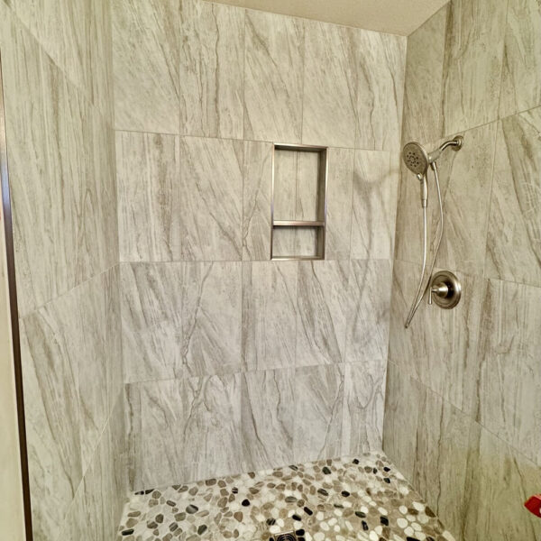 bathroom-remodeling-shower-area-prescott-pinnacle-construction-chino-valley-premium