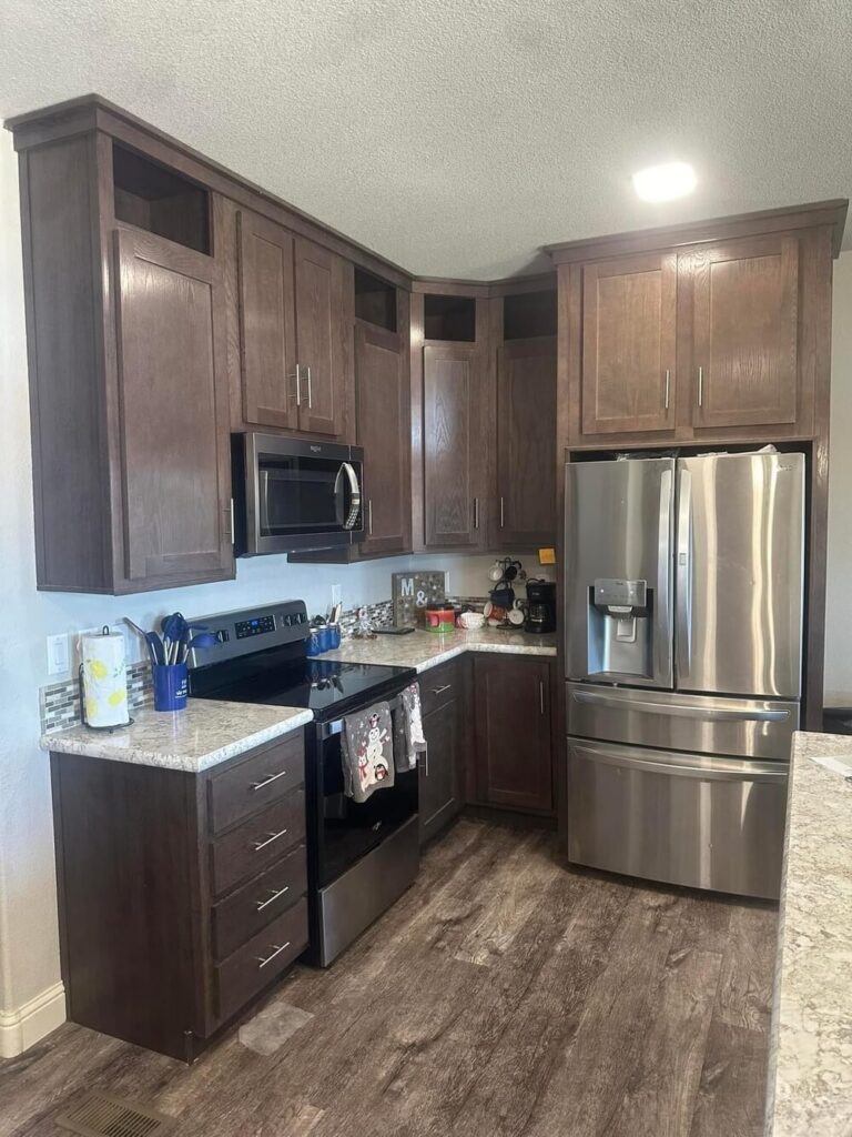 flooring-installation-kitchen-cabinets-prescott-pinnacle-construction-prescott-featured