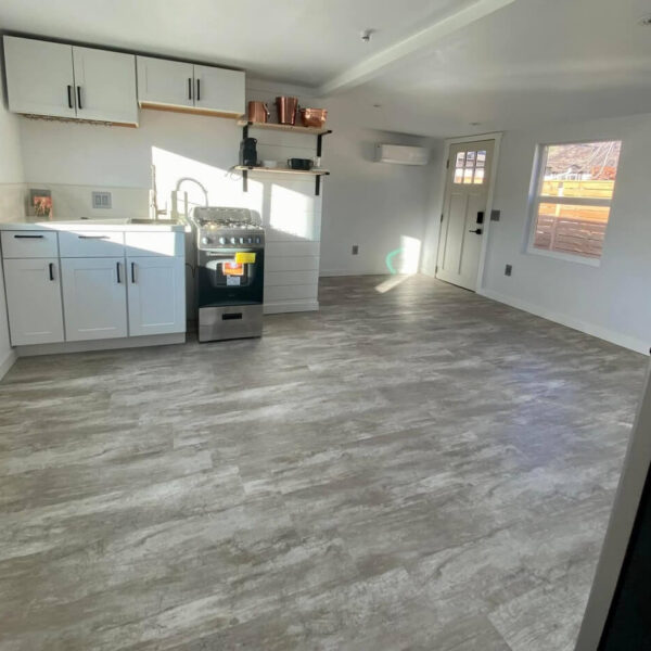 flooring-installation-kitchen-interior-prescott-pinnacle-construction-prescott
