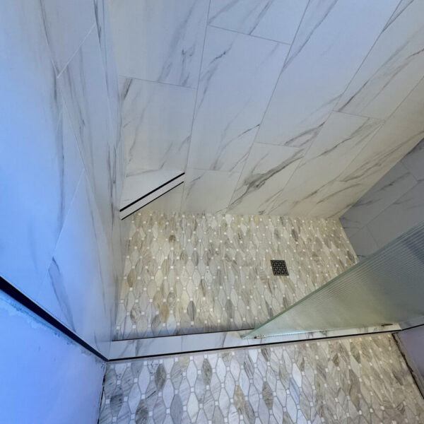 flooring-installation-marble-shower-prescott-pinnacle-construction-prescott